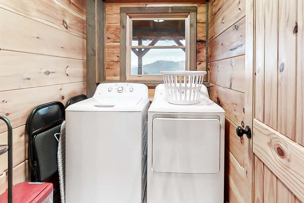 Wears Valley Retreat・Near Pigeon Forge・Firepit・Tub