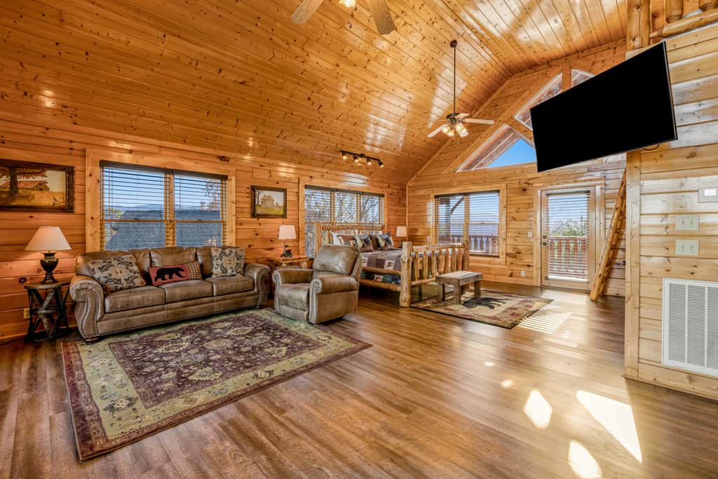  Panoramic Views, Game Room Fun, Wraparound Deck