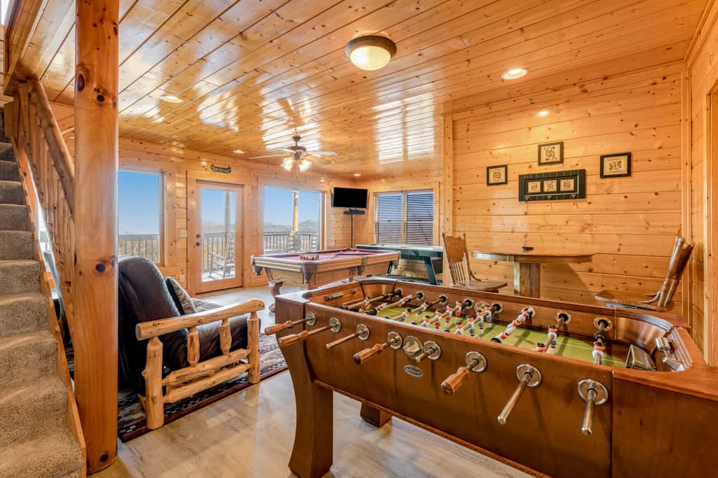  Panoramic Views, Game Room Fun, Wraparound Deck