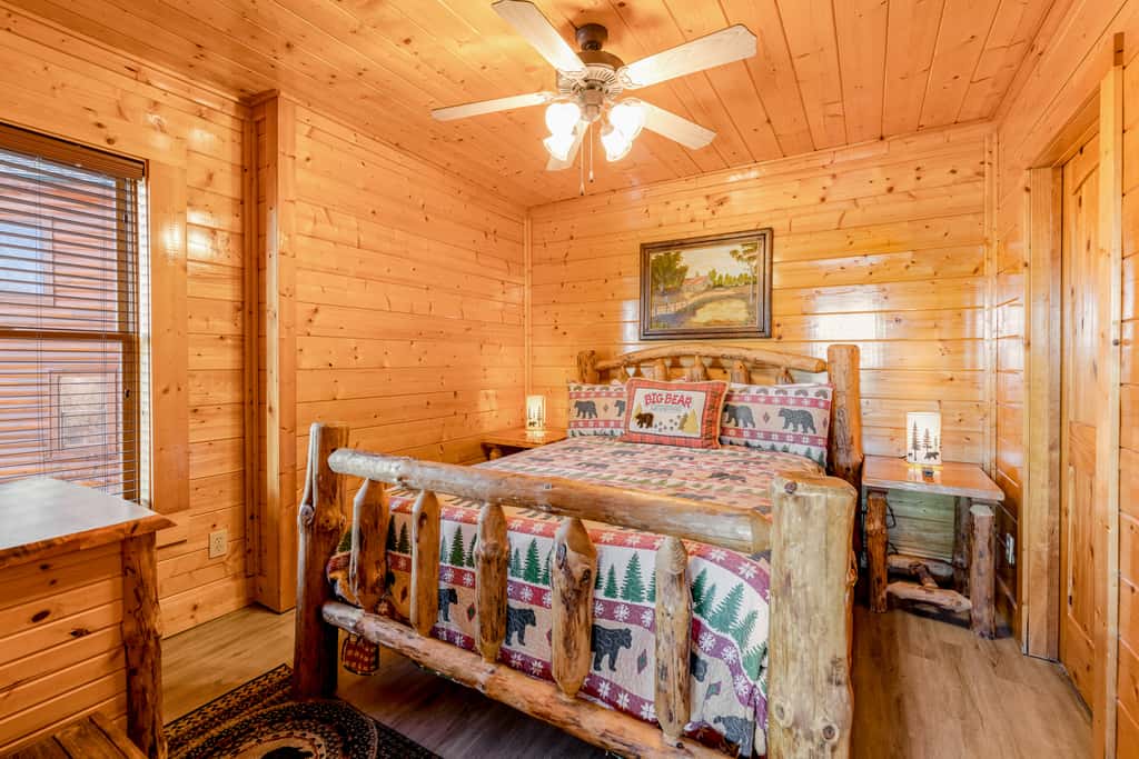  Panoramic Views, Game Room Fun, Wraparound Deck