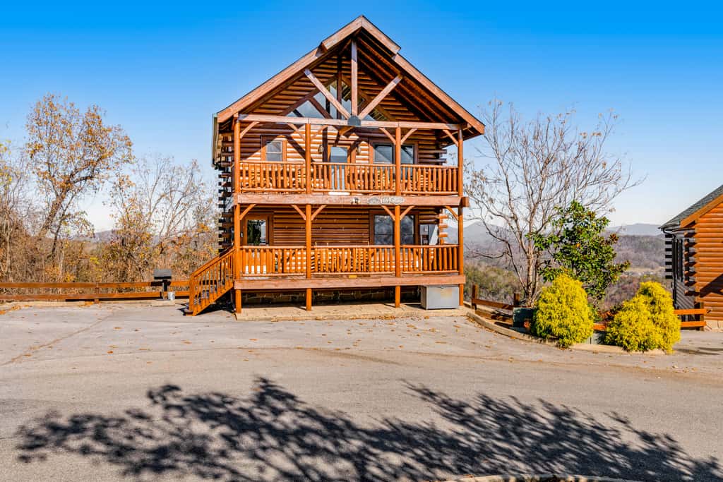  Panoramic Views, Game Room Fun, Wraparound Deck