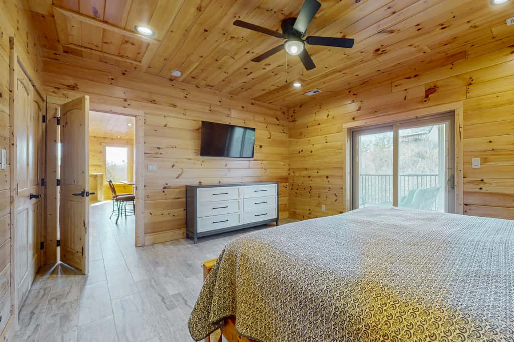 Douglas Lake Cabin Retreat・Views・Near Dolly・Games