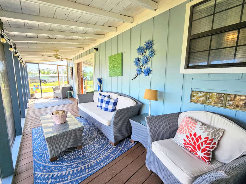 Private House Walk to the Beach & Parks! 🌴Large Decks, Family Vacation! Hammock Beach