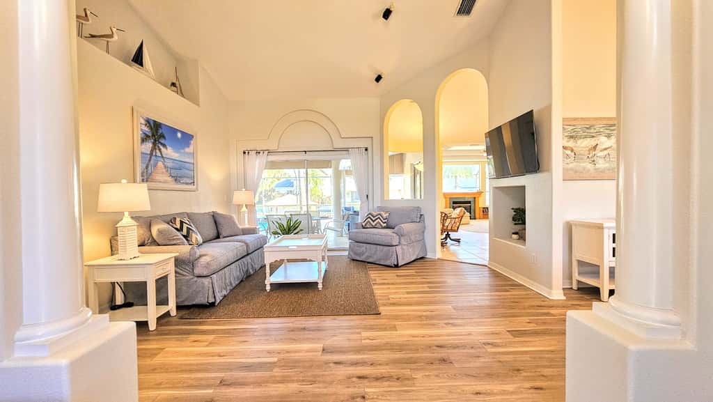 Captain's Key Waterside Retreat