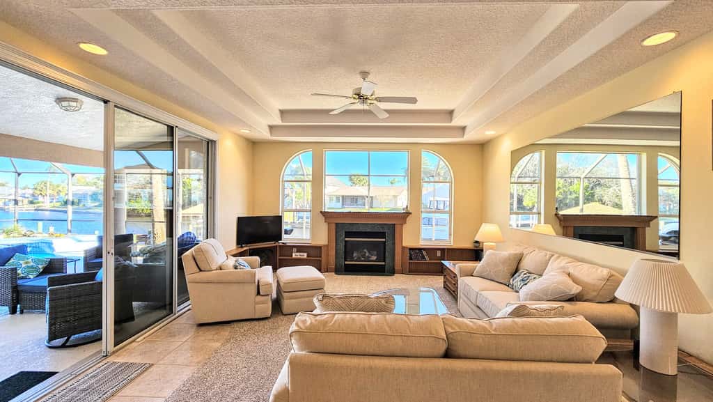 Captain's Key Waterside Retreat