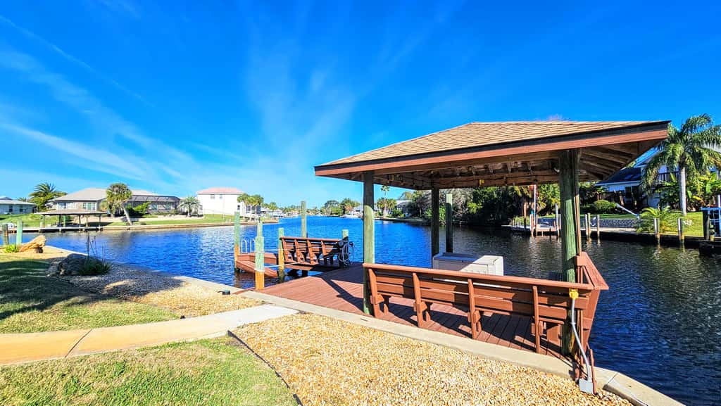 Captain's Key Waterside Retreat