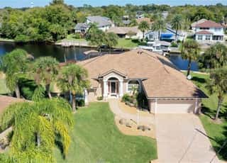 Captain's Key Waterside Retreat