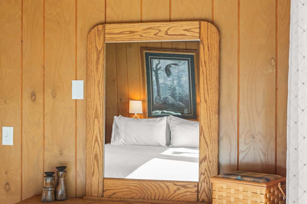 Cozy Lakefront Cabin | Private Dock, Kayaks & BBQ