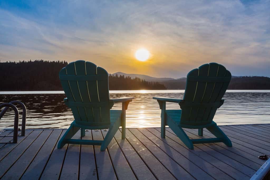 Cozy Lakefront Cabin | Private Dock, Kayaks & BBQ