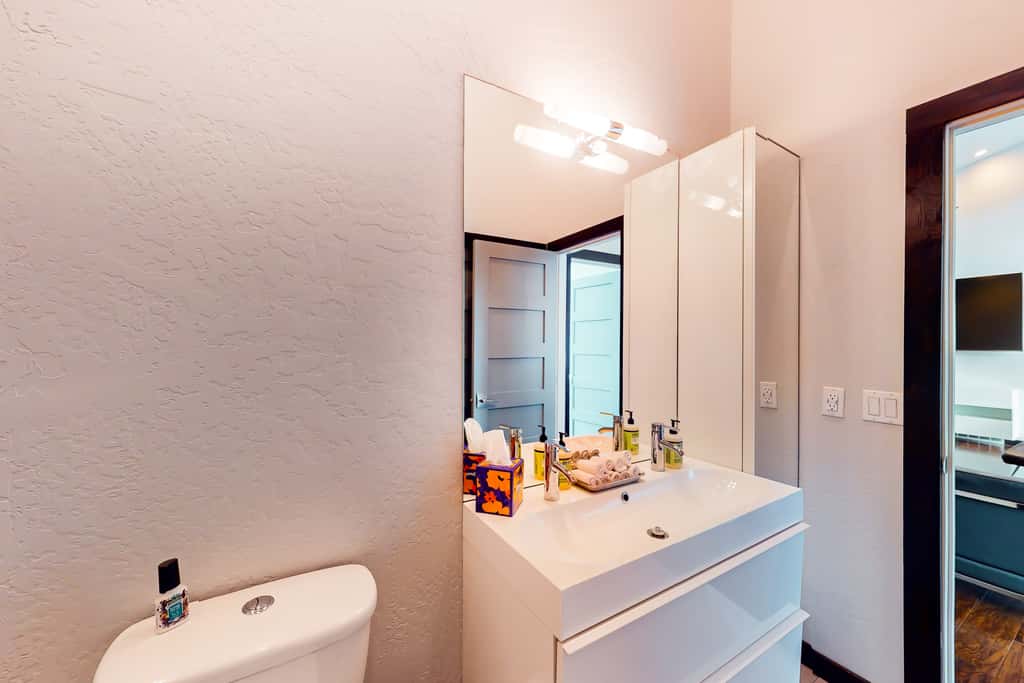 Unwind at Spokane River Retreat