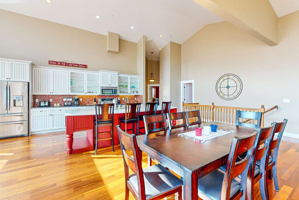 Wake up to breathtaking lake views and step outside to your private deck for a peaceful morning by the water. This stunning 4-bedroom lakefront getaway is made for relaxing, reconnecting, and making unforgettable memories. Enjoy coffee with a view, unwind in the fresh Idaho air, gather with family and friends, or simply soak up the beauty of the lake. With its serene setting, waterfront location, and cozy retreat feel, this is your perfect escape from the everyday.
