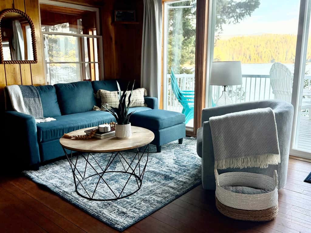 Peaceful Lakeside Escape | Private Dock + Kayaks