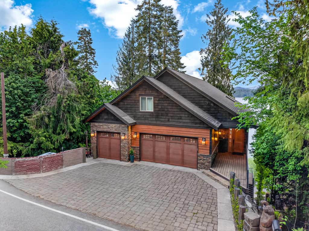 Lakefront Luxury | Dock, Hot Tub & Entertainment