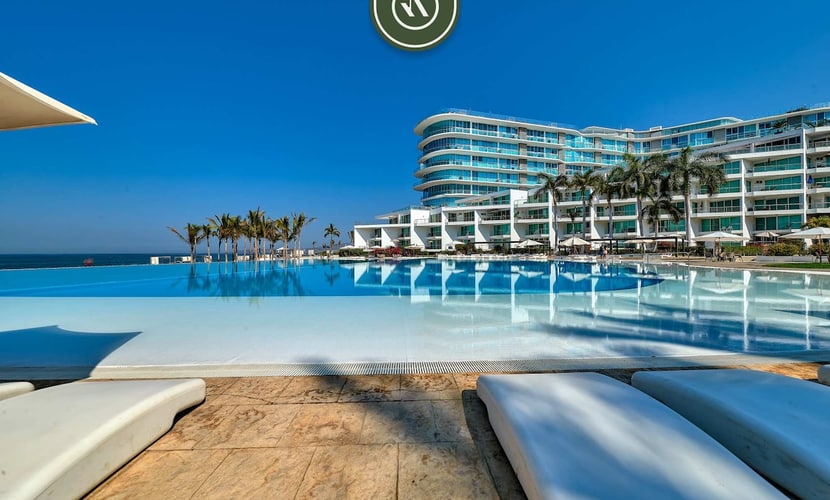 Aria Ocean T1 124 | 2BR Nuevo Vallarta | Beach & Pool