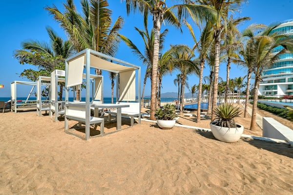 Aria Ocean 179 | 1BR, Nuevo Vallarta, pool & beach