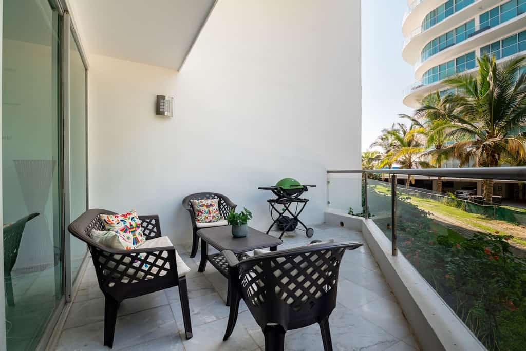 Aria Ocean 179 | 1BR, Nuevo Vallarta, pool & beach