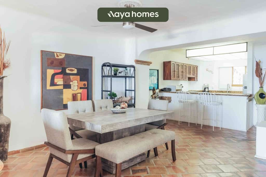 2BR/2BA Puerto Vallarta condo near beach, pool