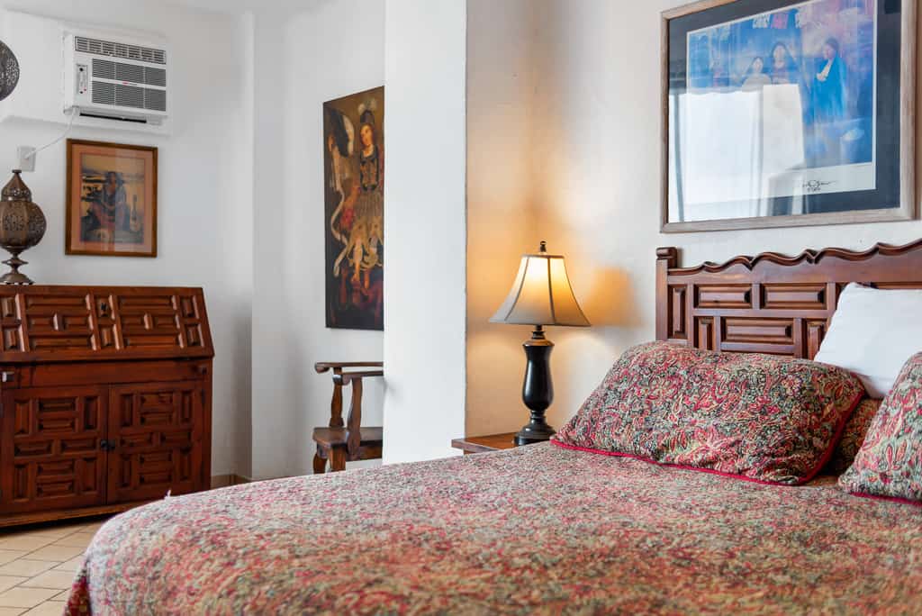 Puerto Vallarta 2BR/2BA | Beachfront Pool & Views