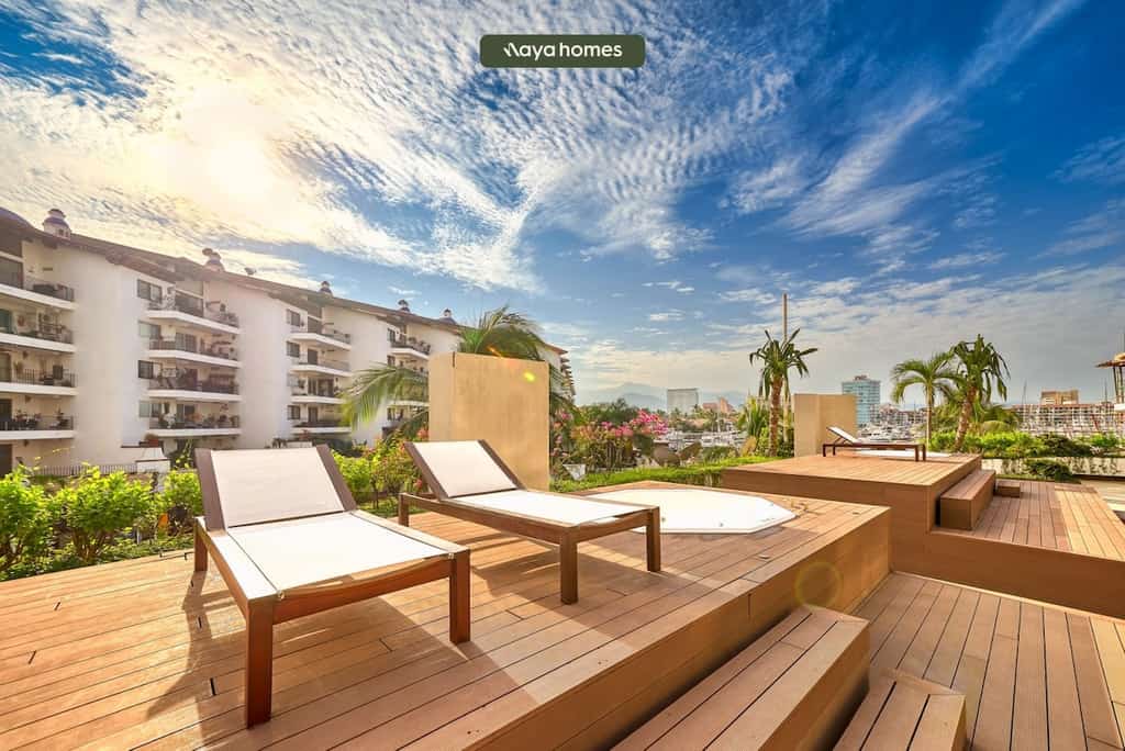 Luxury 2BR Condo in Marina - Pool - Zen Rooftop