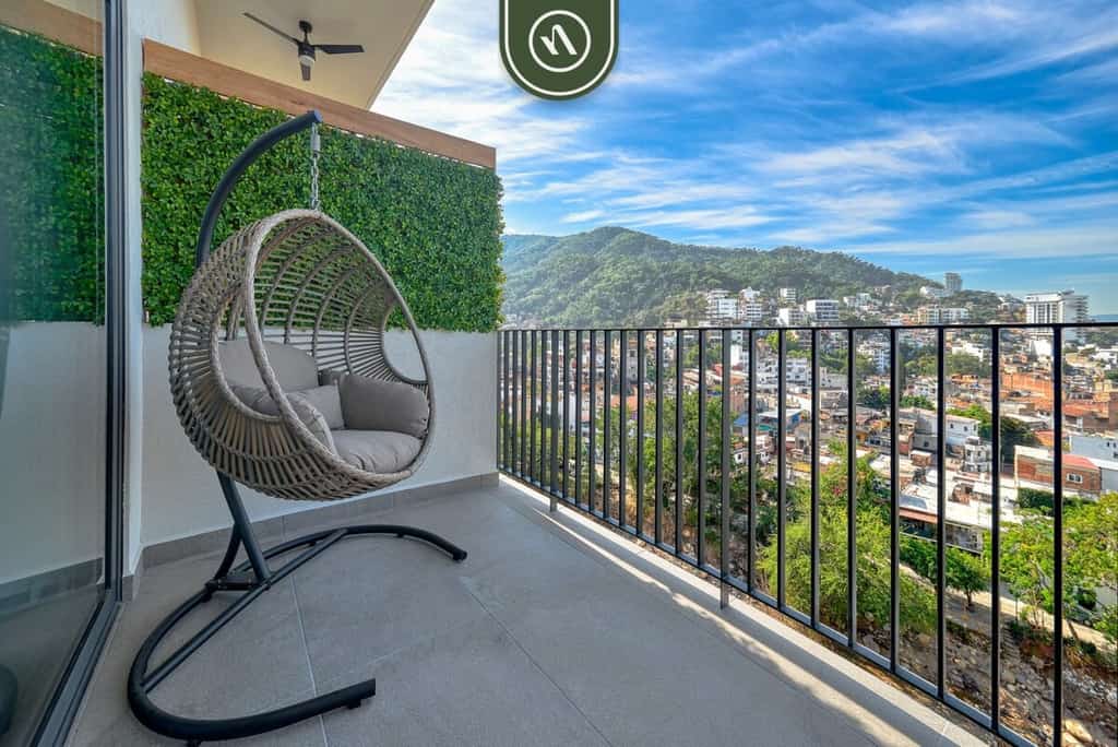 Oasis-810 | 1BR/1BA Puerto Vallarta | Pool & Gym