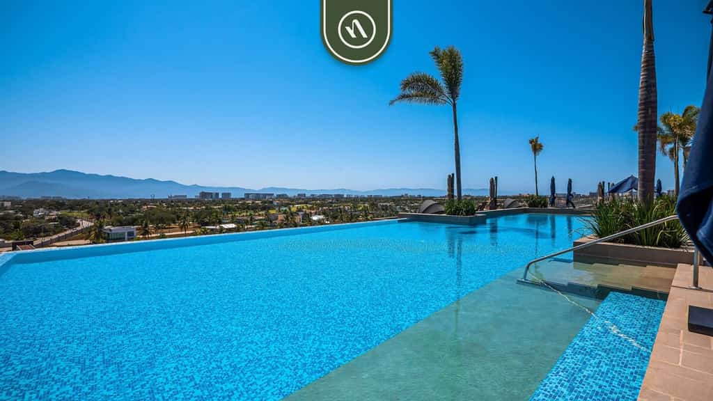 2BR Nuevo Vallarta Condo | Pool, Gym, Beach Nearby