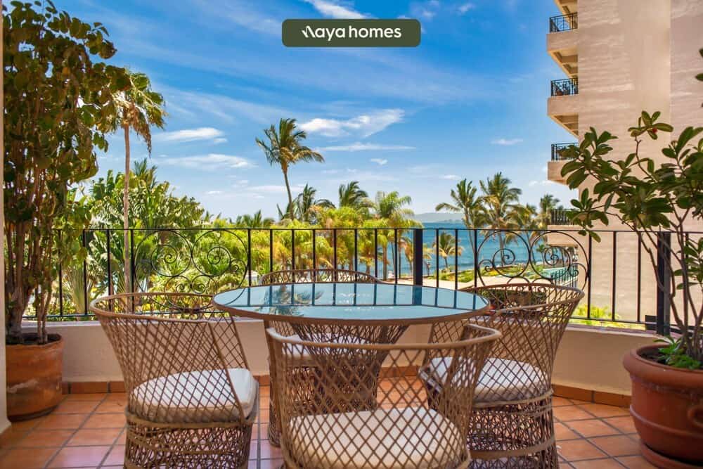 Puerto Vallarta 2BR/2BA Condo Near Beach, Pool & WiFi