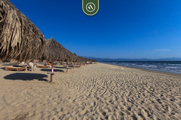 Playa Royale 2BR/2BA Nuevo Vallarta | Beach, pool
