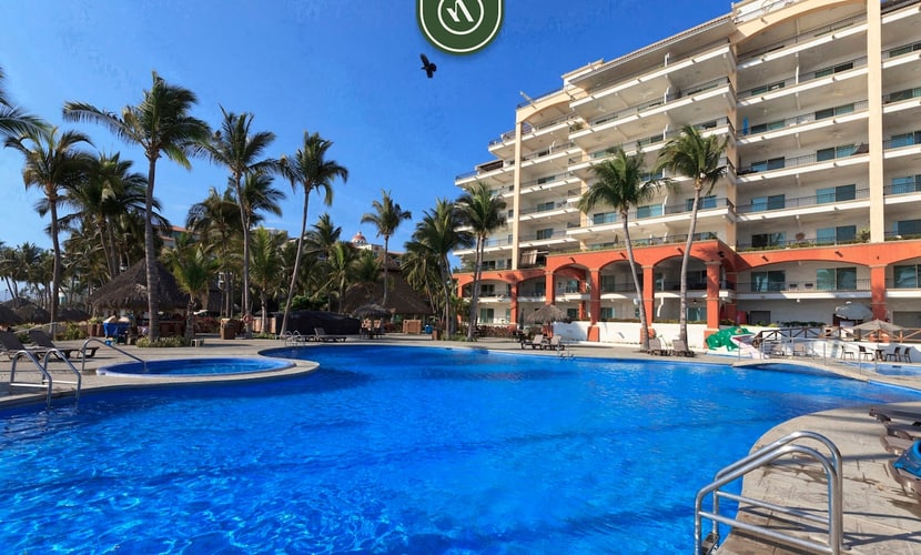 Playa Royale 2BR/2BA Nuevo Vallarta | Beach, pool