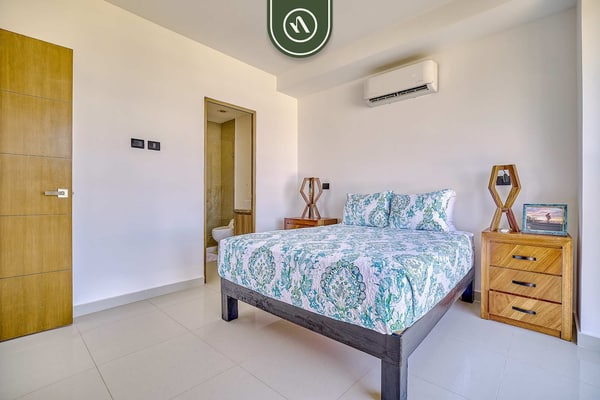 Zoho Skies T3 703 | 1BR/2BA | PV | Pool, Gym, Views