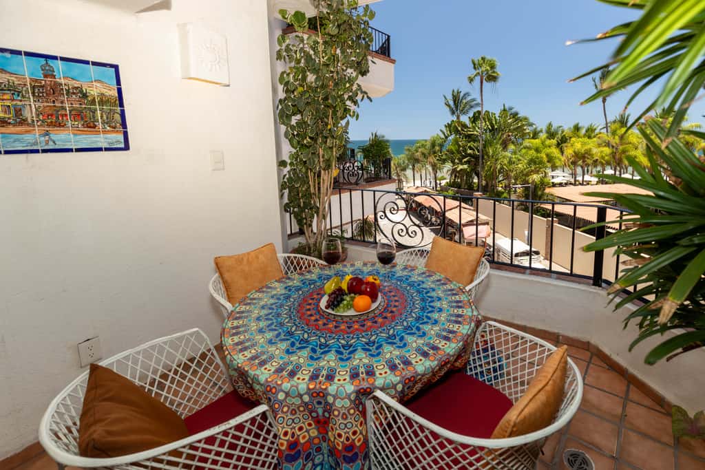 303 Vista del Sol