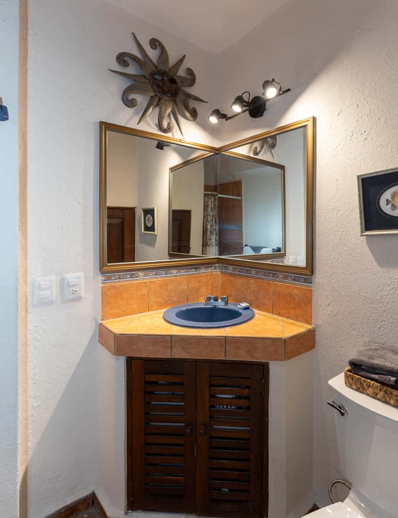 303 Vista del Sol