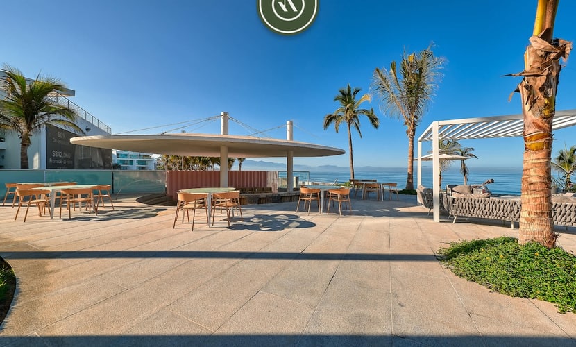 Stunning Oceanview Two Story Condo - Beach - Gym