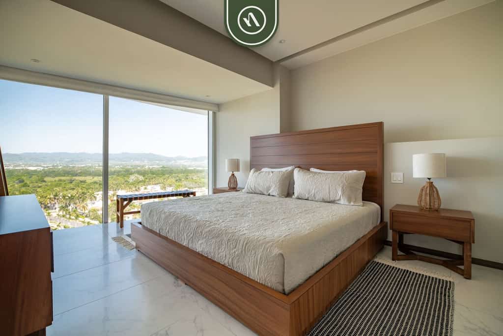 Stunning Oceanview Two Story Condo - Beach - Gym