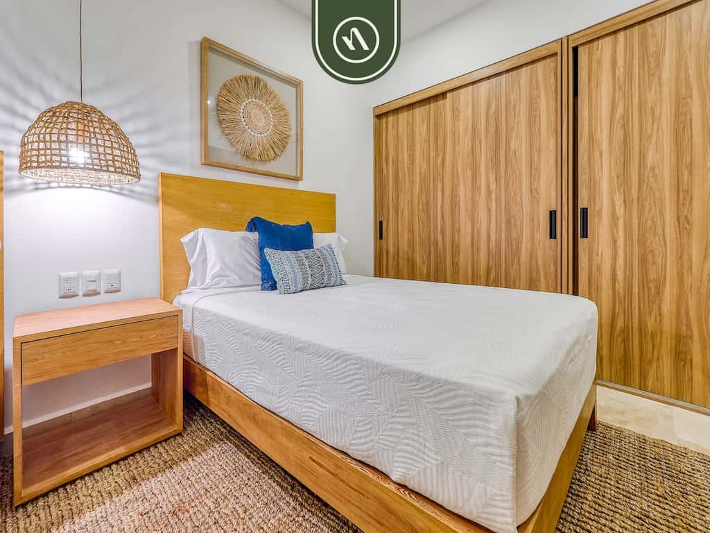 Harbor 171 North Tower 2103
