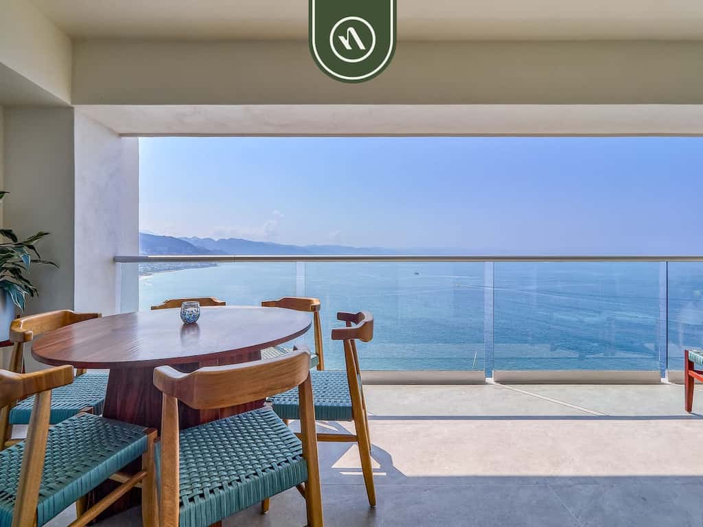 Harbor 171 North Tower 2103