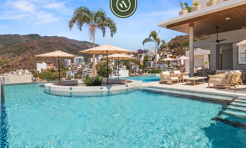 2BR/2BA D'Vine 602 in Puerto Vallarta | Views, Pool, Nightlife