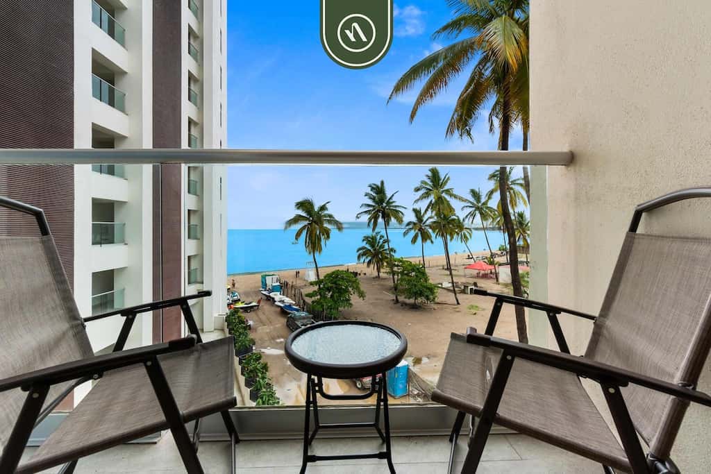Harbor 171 | Oceanfront Studio + Rooftop Pool | On the Sand
