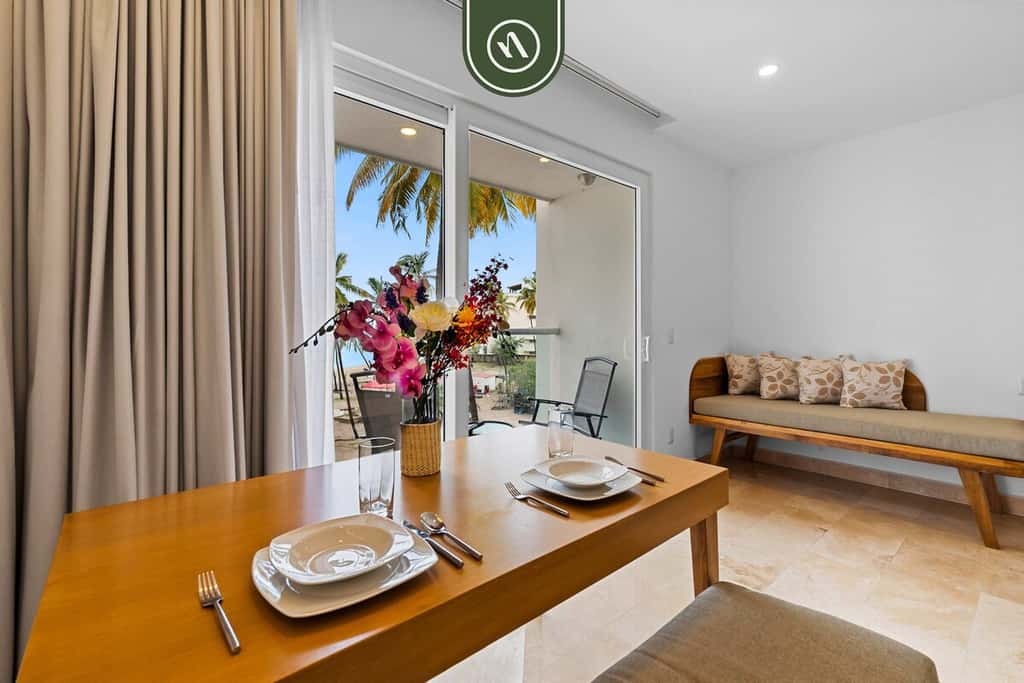 Harbor 171 | Oceanfront Studio + Rooftop Pool | On the Sand