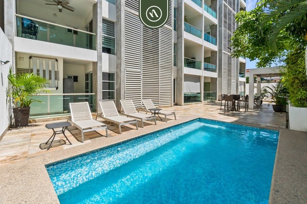 Amazing 2BR Condo - Pool - in Versalles