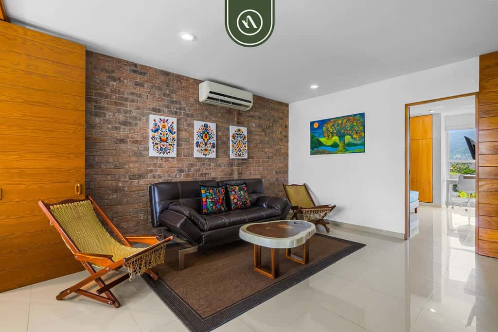 Loft 256 502