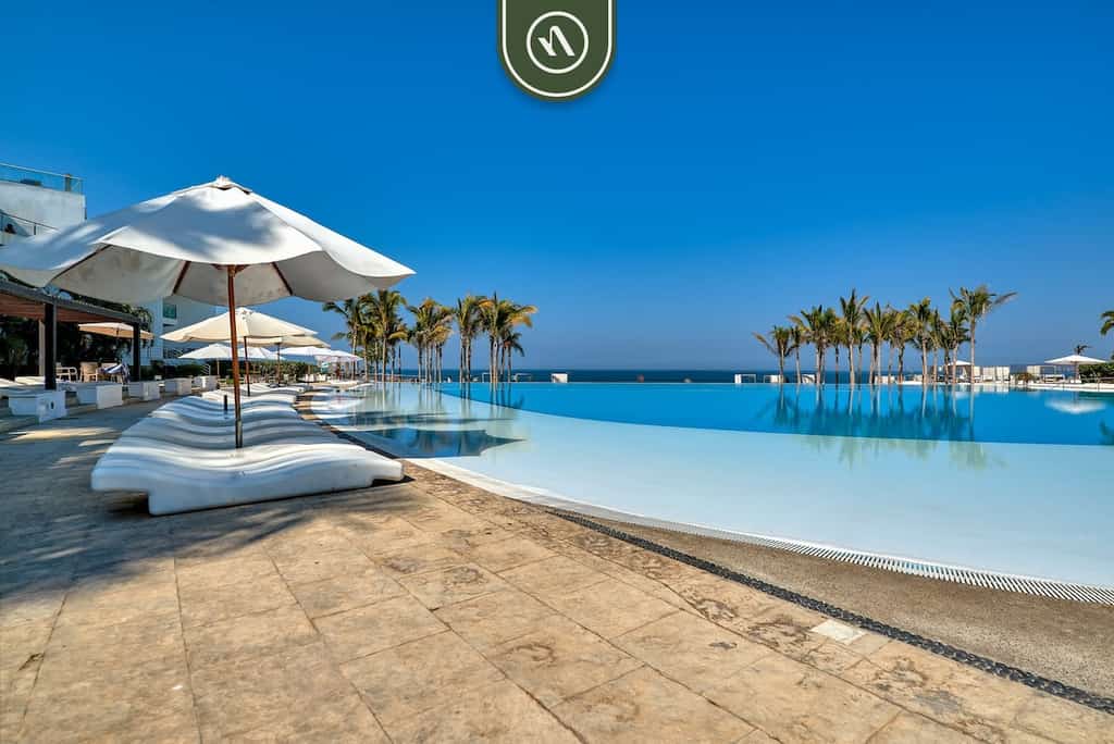Aria Ocean T1 515 | 2BR Ocean View | Beach & Pool