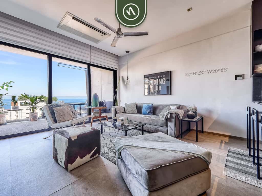 Sail View 312