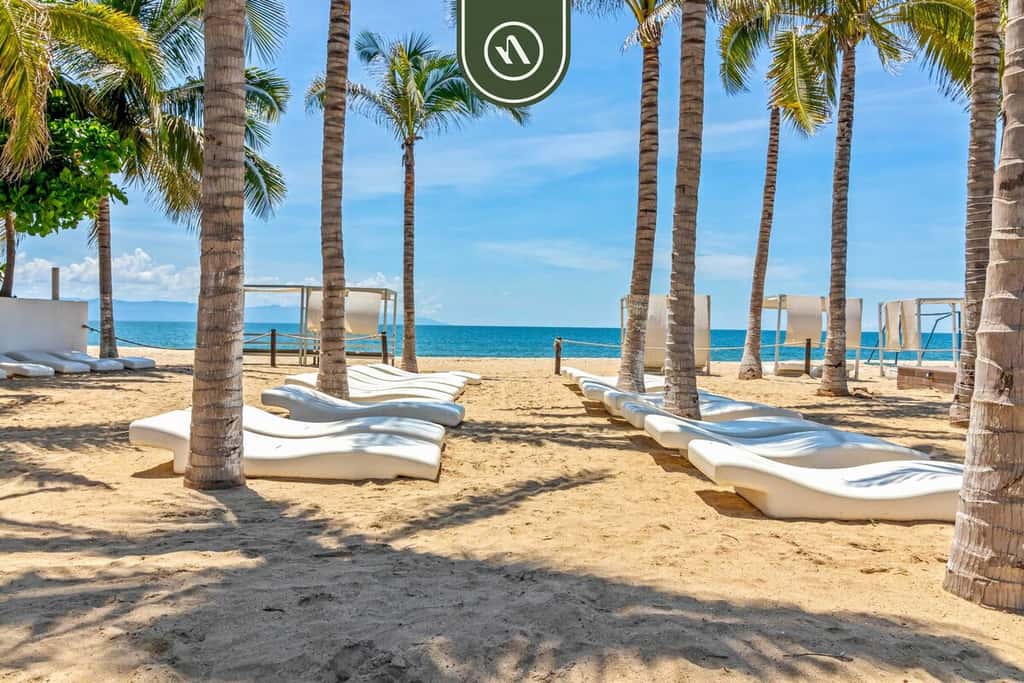 https://nayahomes.com/rentals/aria-ocean-t3-308
