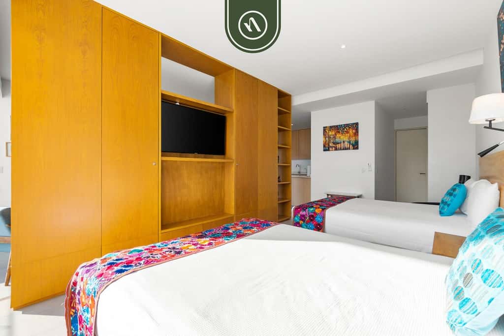 https://nayahomes.com/rentals/aria-ocean-t3-308