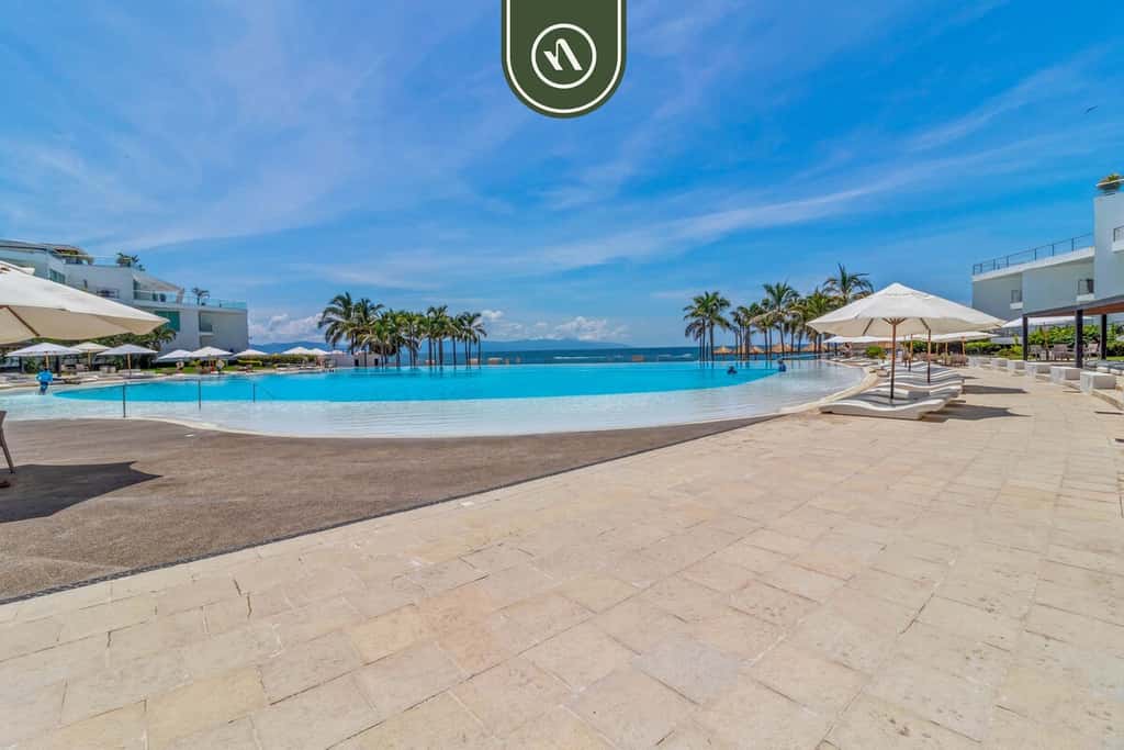 https://nayahomes.com/rentals/aria-ocean-t3-308