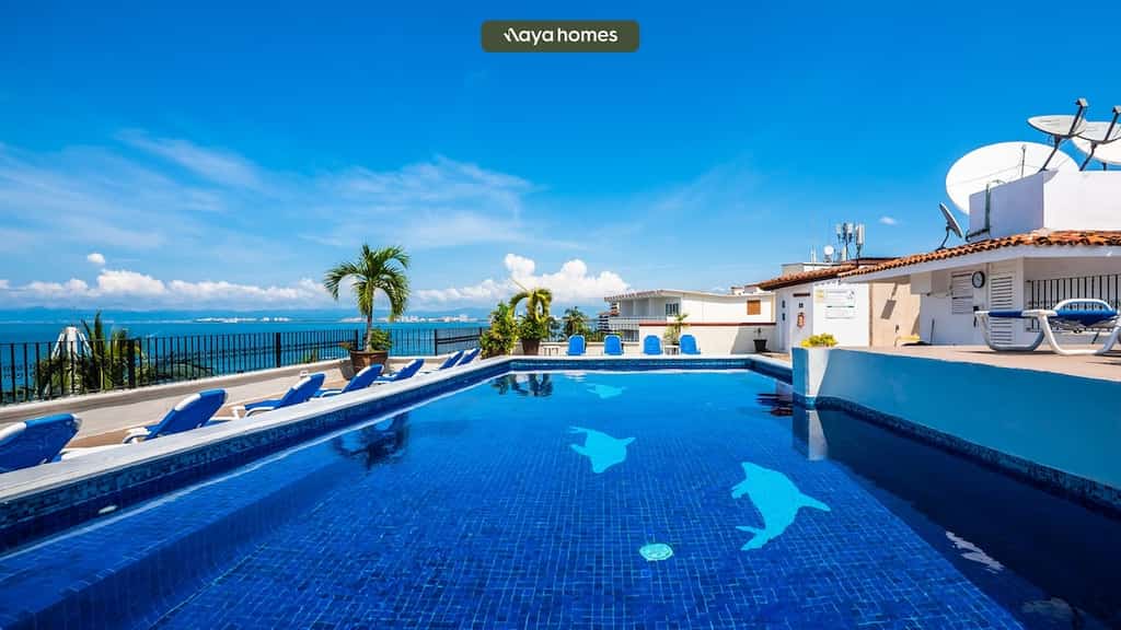 Cozy 2BR King beds - Rooftop Pool - Fast WiFi