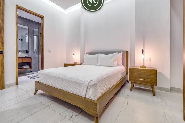 Amazing 1 BR Condo with Terrace - Rooftop Pool