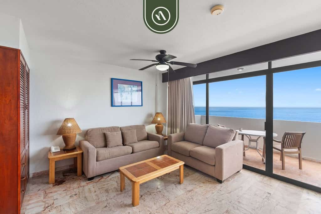 Costa Sur Suite 2 | 1BR/1.5BA Puerto Vallarta, Beachfront Pool & WiFi