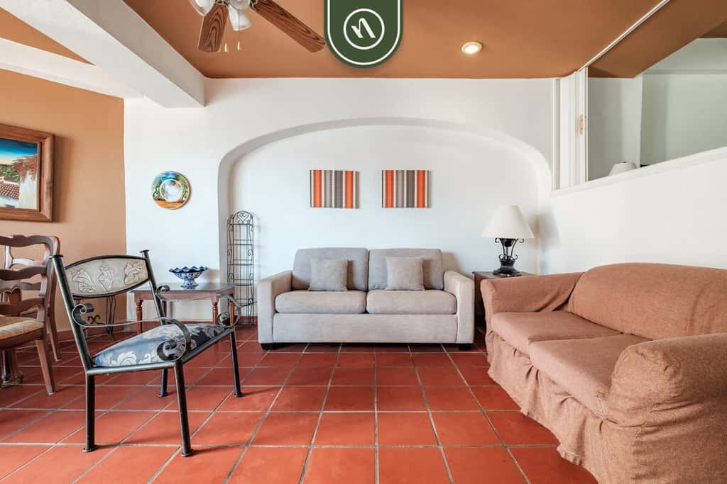 One Beach Street 405 B