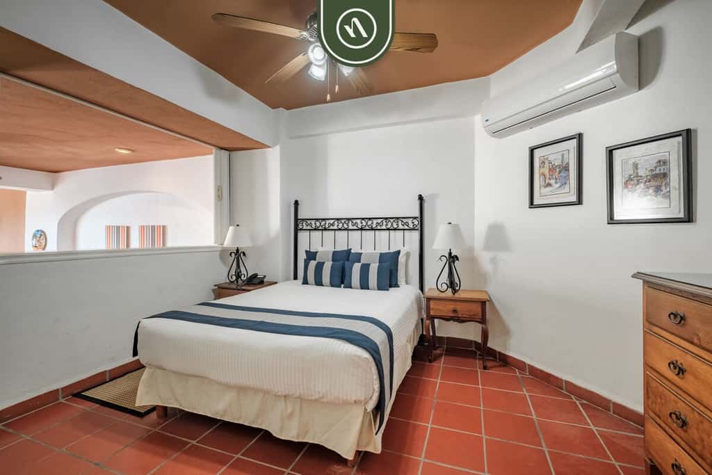 One Beach Street 405 B